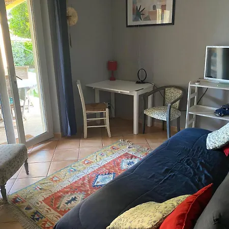 Bord De Piscine Apartment Serignan-du-Comtat